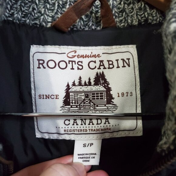 Rare~ Roots Gray Quilted Women's Jacket - Picture 11 of 16